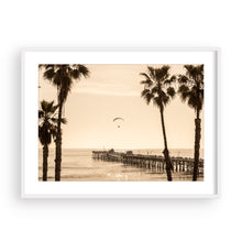 Load image into Gallery viewer, Pier-a-Glider